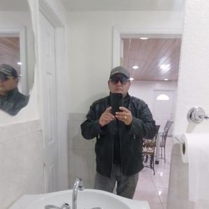 Meet your Posher, Jose